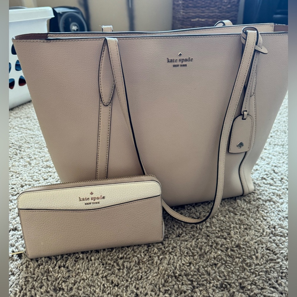 Kate Spade Cream Tote and Wallet Set